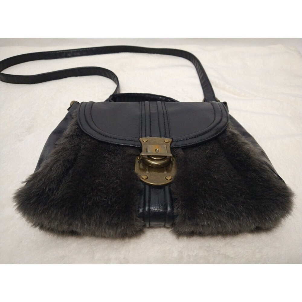 Forever 21 Small Black Faux Fur Vegan Leather Purse Crossbody Mob Wife Winter